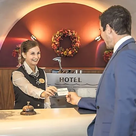 Hotel Residenz 3*