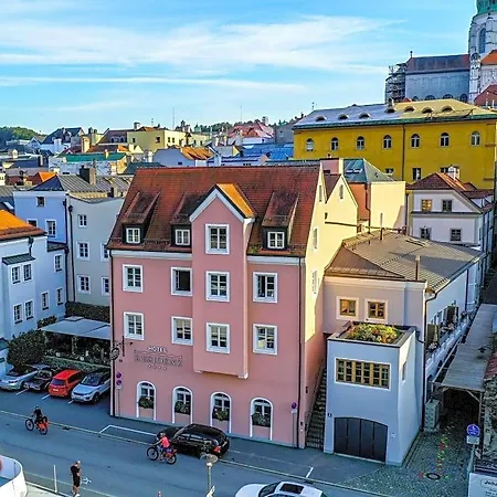 Residenz Hotel 3*